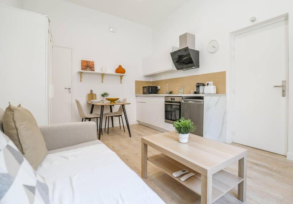 Apartament Le Cosy - Studio De Charme Marsylia Zewnętrze zdjęcie